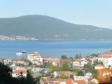 Tivat, 1 km od centra mesta Samostojna 137 m2
