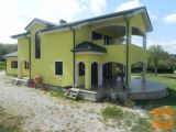 Buje okolica Samostojna 330 m2