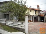 Hrpelje Kozina Gradišče pri Materiji Samostojna 200 m2