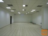 Kranj Primskovo neživilska trgovina 130 m2