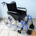Invalidski voziček Pyro Light, z dodatnima zavorama