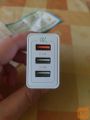 Stenski 3xUSB polnilec