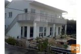 APARTMAJSKA HIŠA NA OTOKU HVARU
