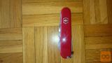 Nov švicarski nož Victorinox Camper 1.3613