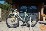 Električno gravel kolo Pinarello  NYTRO E9 Green Dust